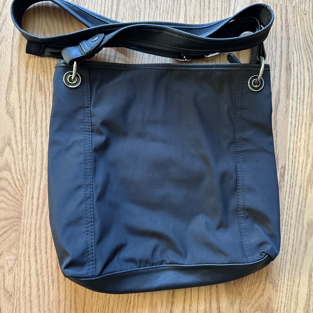 NWT Tyler Rodan Purse Crossbody Bag Black Triple Zippered Pockets 13"x13" NEW - Picture 2 of 11